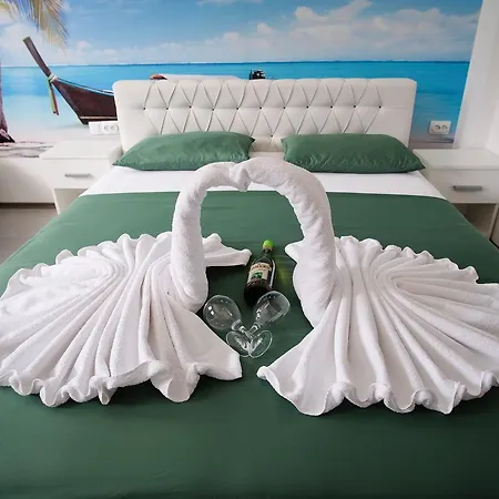 إيفانا شقة تريبينيي